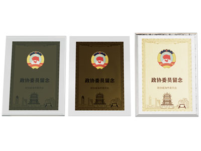现代纪念品摆件组合