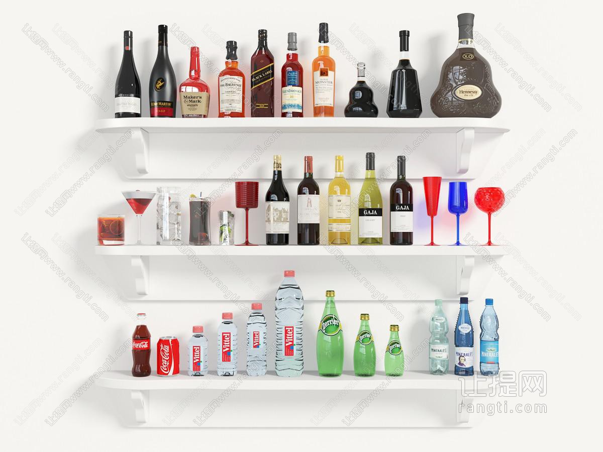 放在实木隔板上的酒瓶酒杯
